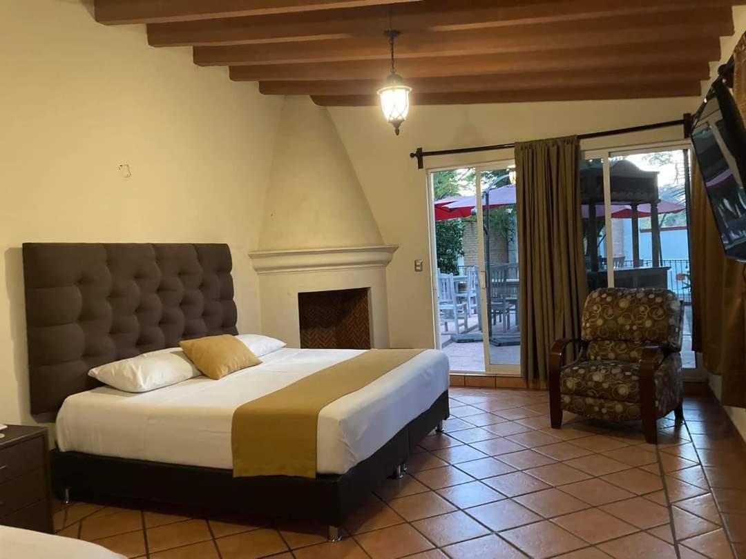 Casa Maria Emilia Hotel Cuernavaca Exterior photo